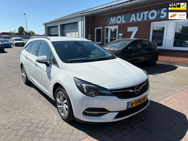 Opel Astra Sports Tourer 1.5 CDTI Business Edition , APK 09-, Auto's, Gebruikt, Origineel Nederlands, 140 €/maand, 3 cilinders