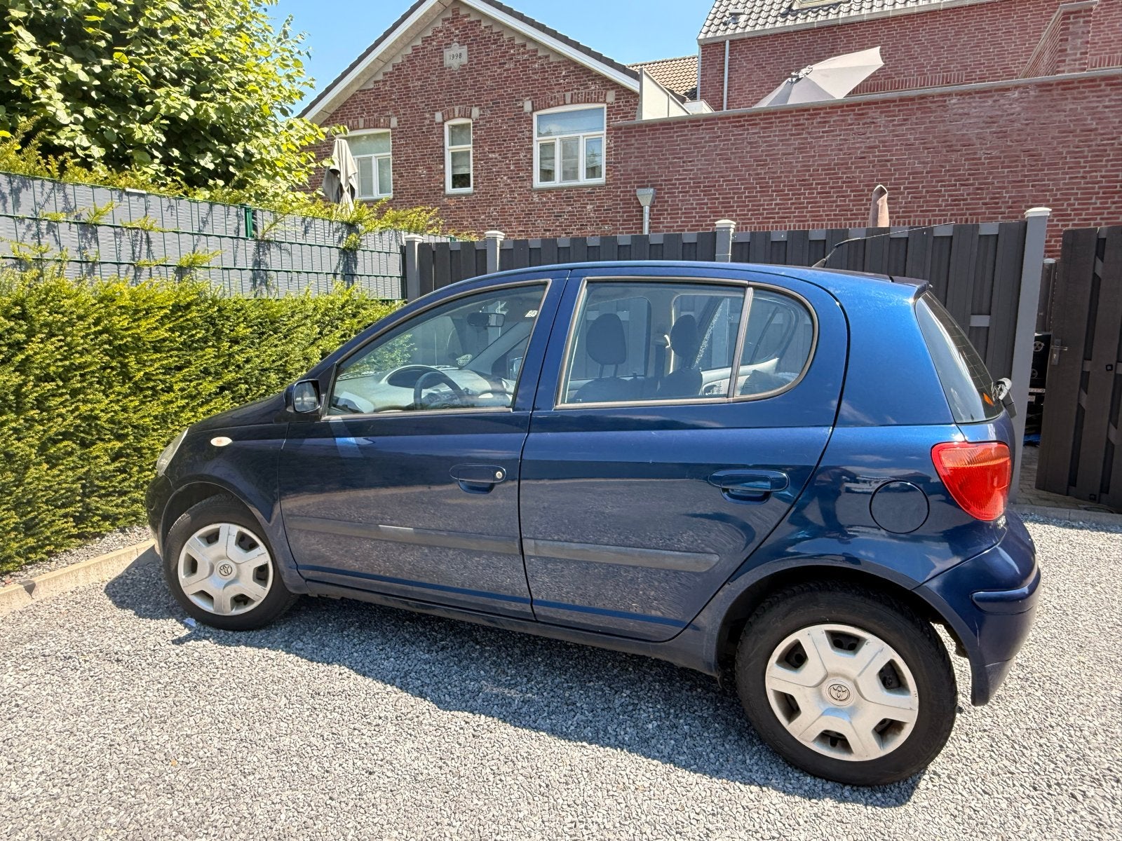Toyota Yaris 1.3 16V Vvti 5DR Linea SOL 2003 Blauw, Auto's, Toyota, Voorwielaandrijving, Stof, 31 €/maand, 4 cilinders