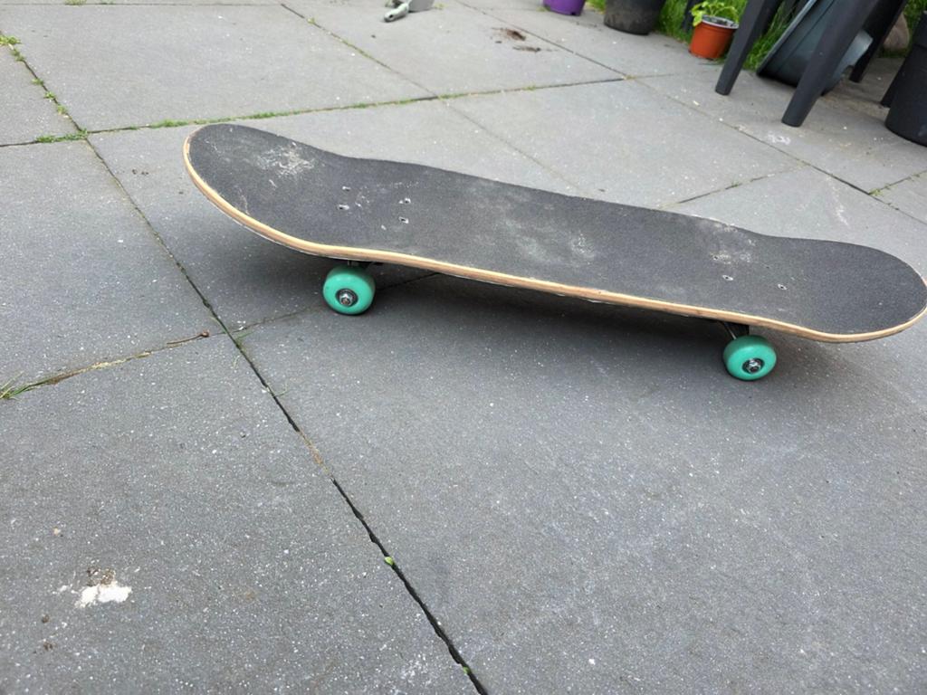 Skateboarden en skate protector set, Ophalen of Verzenden, Zo goed als nieuw