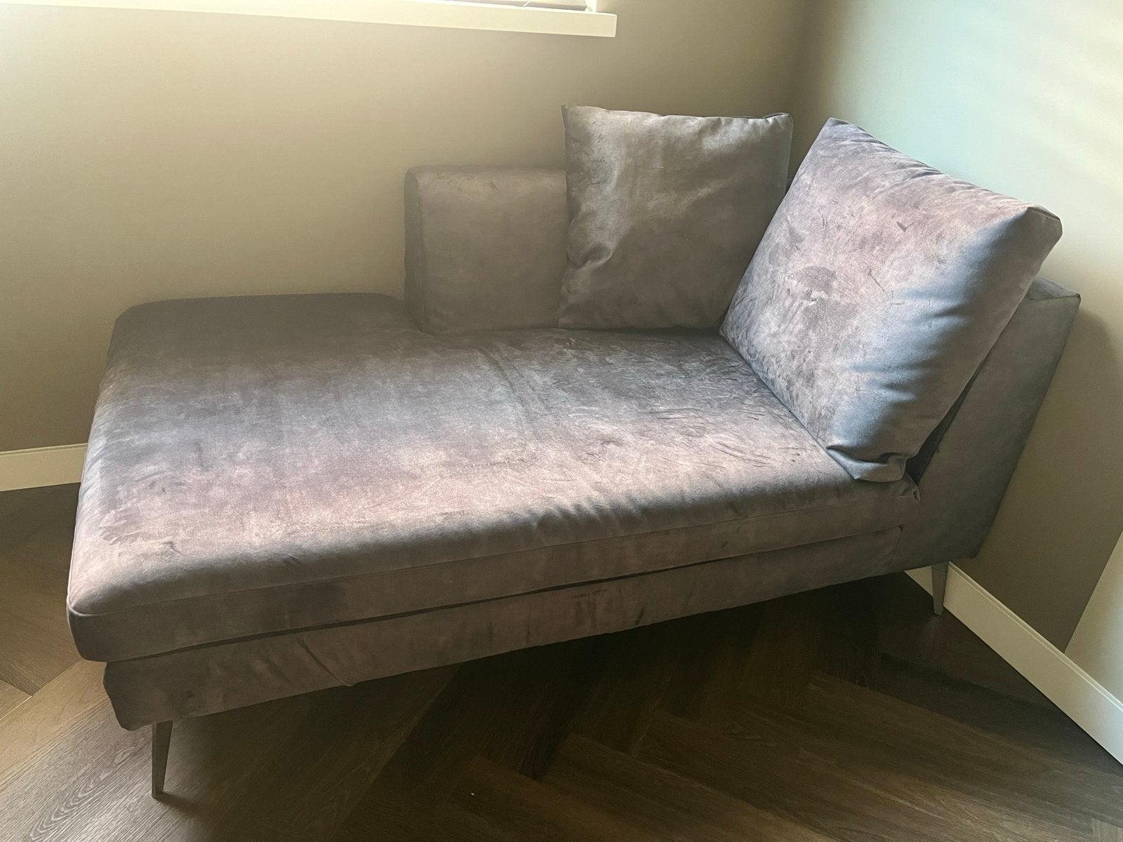 Grijze chaise longue, zo goed als nieuw, Ophalen, Eenpersoons, Zo goed als nieuw, Minder dan 150 cm