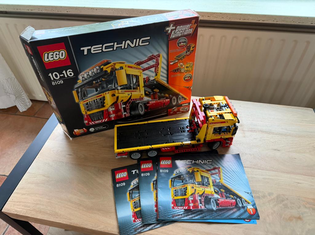 LEGO Technic 8109 Flatbed Vrachtwagen met Power Functions, Verzenden, Lego, Zo goed als nieuw, Technic