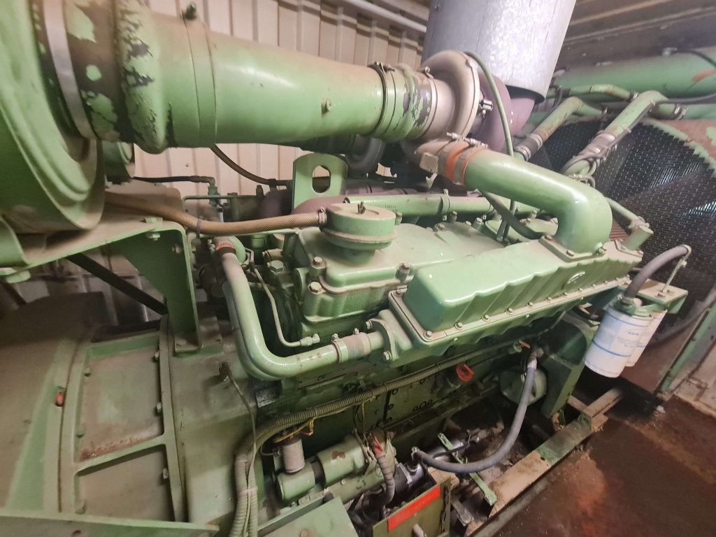 525kVA Cummins VTA1710 aggregaat generator, Gebruikt, Elektrisch startend, Dieselolie, Niet ingevuld