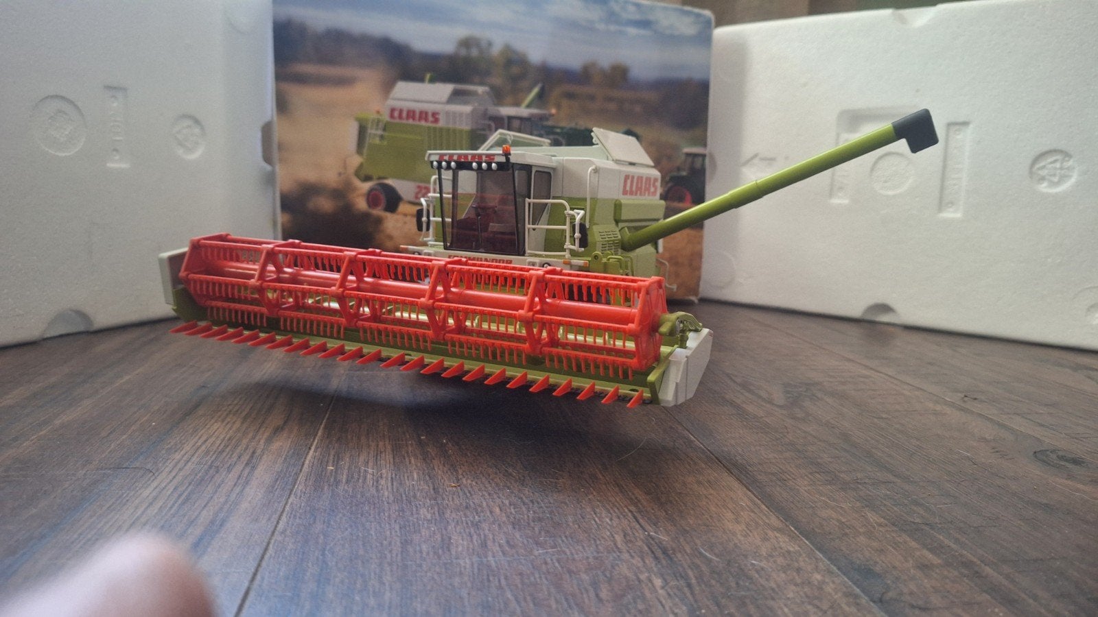 Claas Commandoor 228 CS Maaidorser 1:32 Model wiking, Ophalen of Verzenden