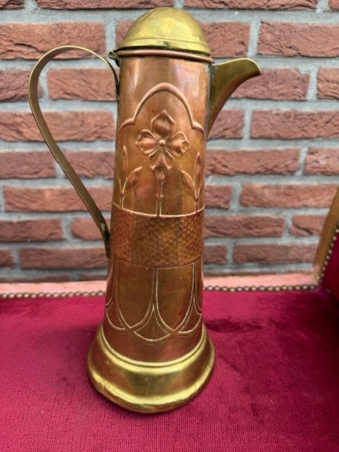 Jugendstil chocoladekan, koper, art-nouveau, Ophalen of Verzenden, Koper