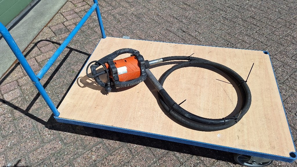 Trilnaald beton 38 mm 3 meter Enarco TDX3M/AX40 220v, Ophalen, Gebruikt, Industriepark 2a 9351PA Leek, H.O.Albert Ale Slotema