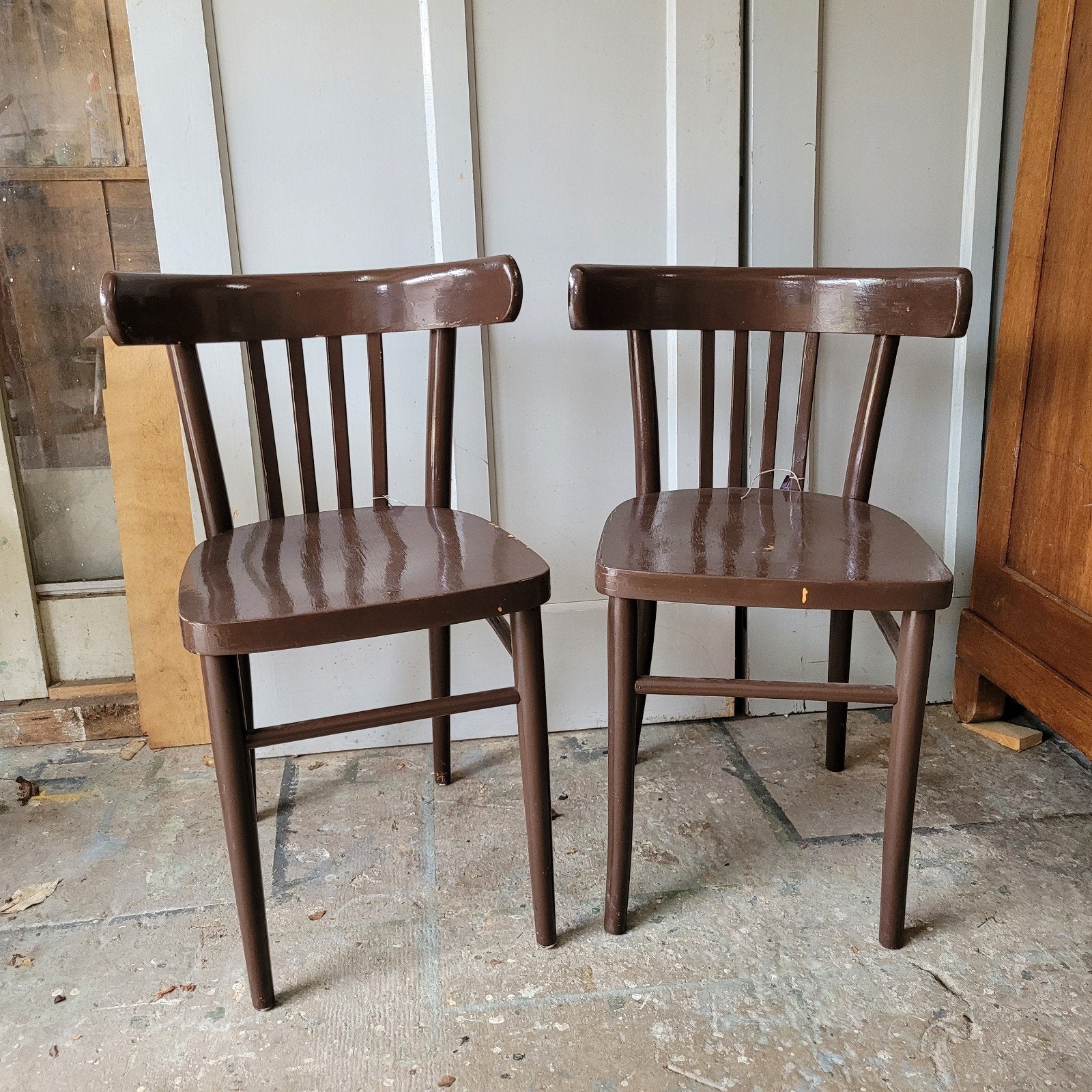 2 Brocante oude bruine cafestoelen eettafelstoelen, Ophalen
