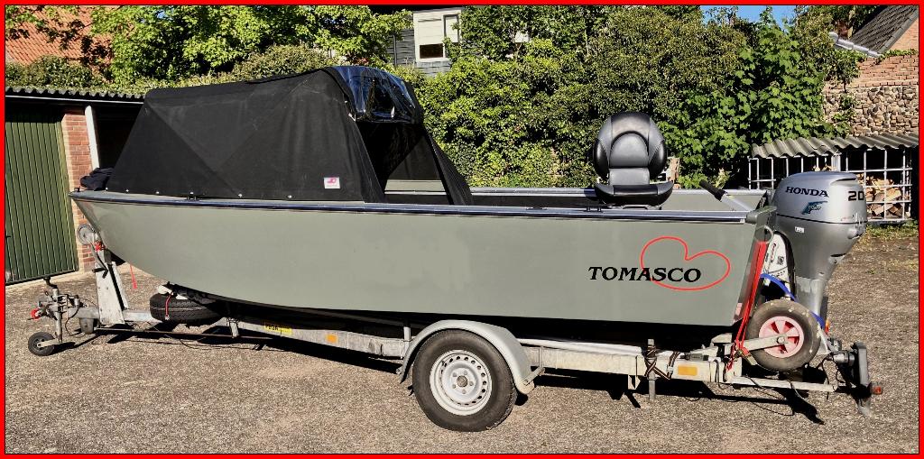 Tomasco karperboot 5x2m + Honda 20pk + Pega trailer –, Ophalen, 10 tot 30 pk, Aluminium, Zo goed als nieuw