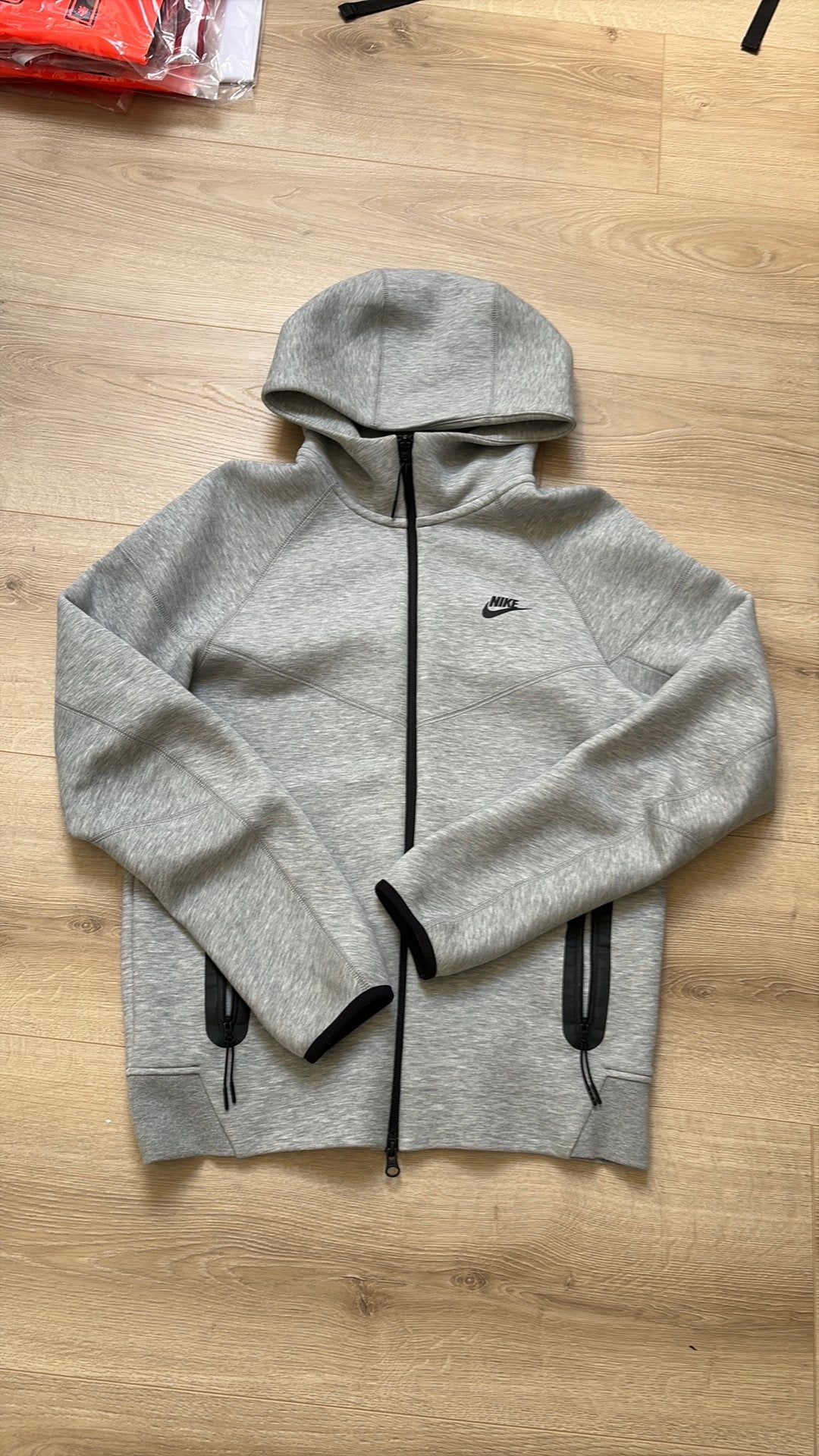 Nike Tech Fleece Grijs prefecte staat Maat S, Verzenden, Zo goed als nieuw, Maat 46 (S) of kleiner, Grijs