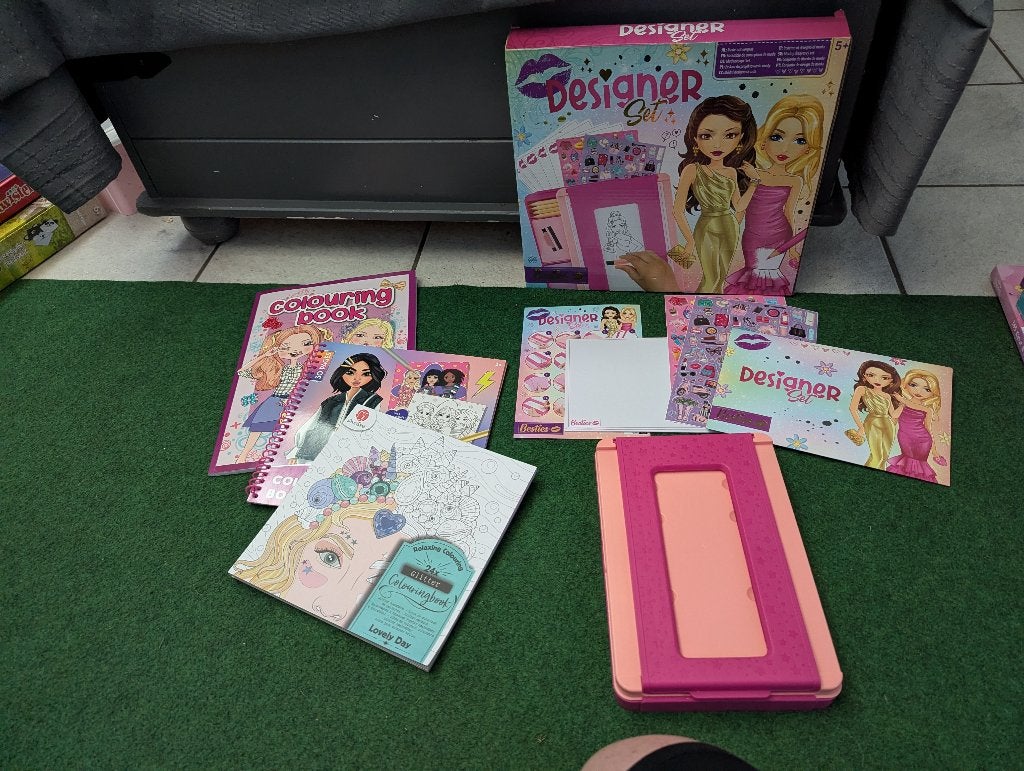 Designer set met kleurboeken, Ophalen of Verzenden, Zo goed als nieuw, Overige typen