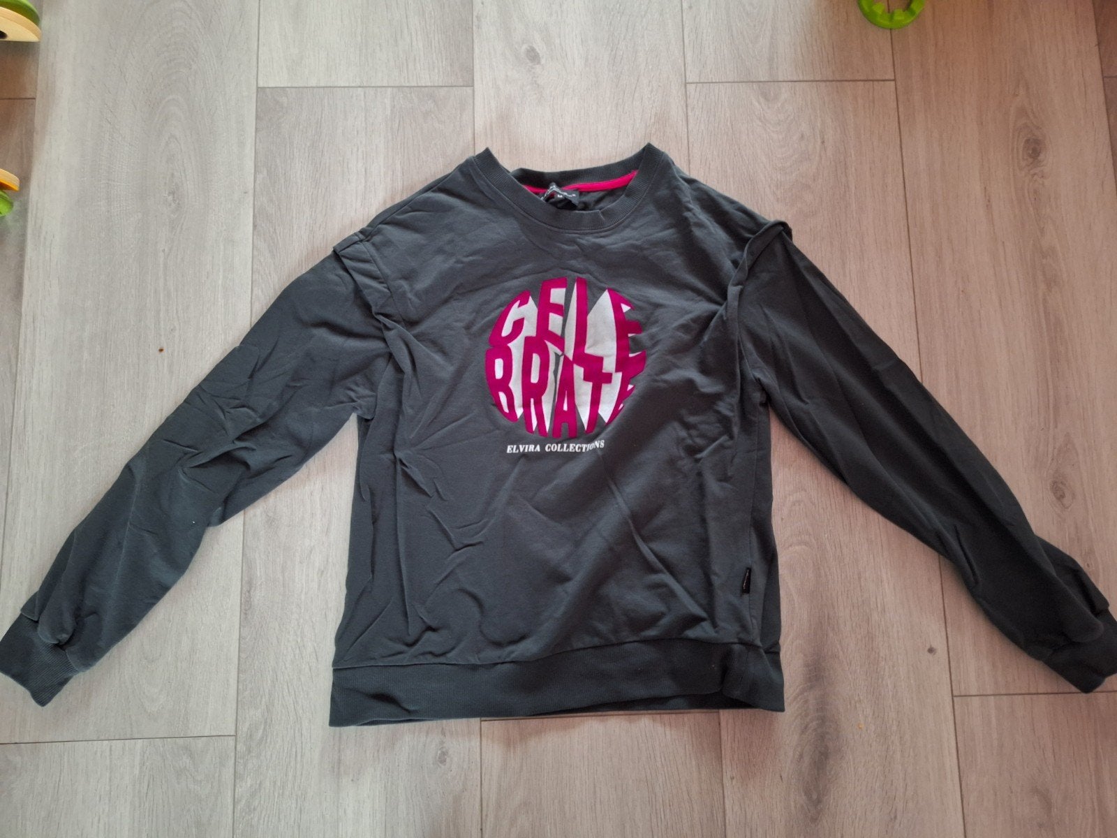 Trui van Elvira, maat m, Maat 38/40 (M), Verzenden, Zo goed als nieuw, Grijs