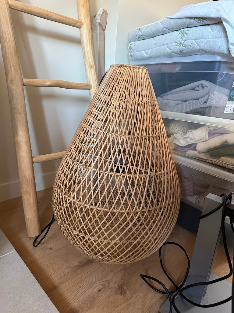 Rotan hanglamp, Huis en Inrichting, Lampen | Hanglampen, Ophalen, Zo goed als nieuw, Natuurlijk materiaal, Ibiza/rotan