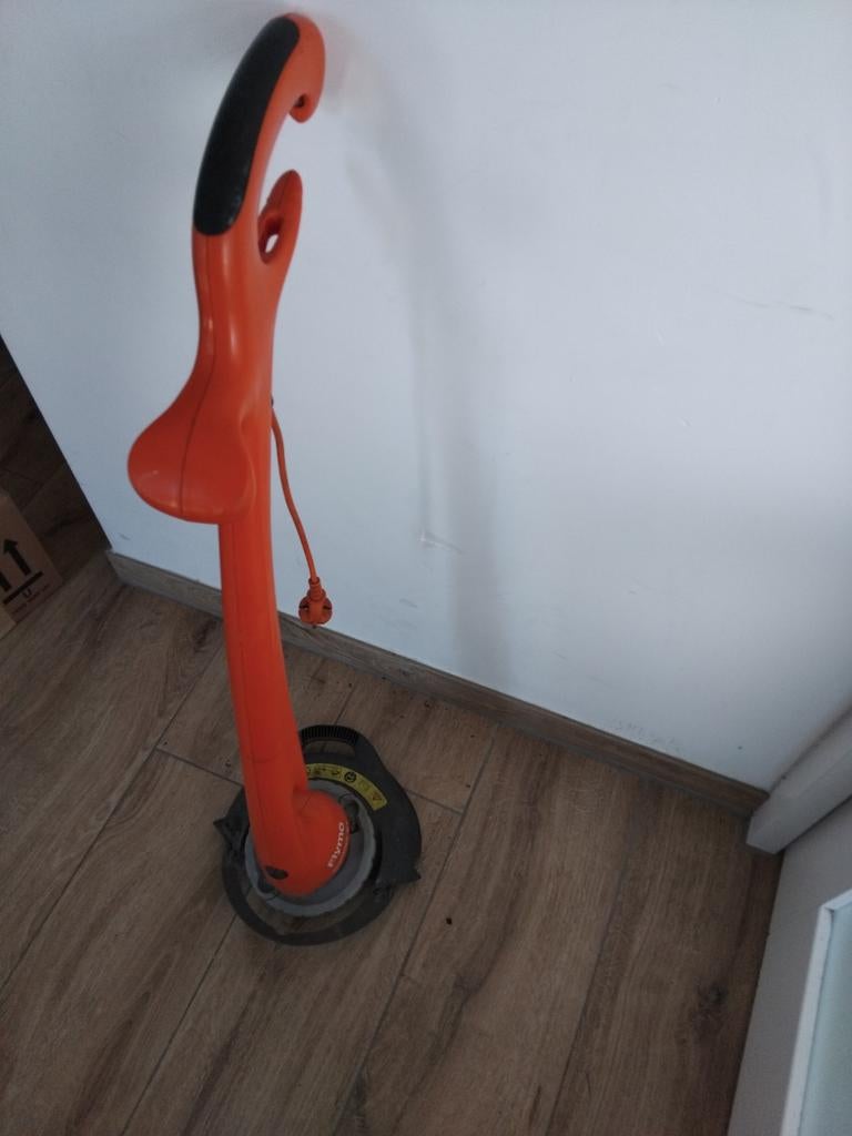 Flymo kantjesmaaier grastrimmer grasmaaier bosmaaier prijs30, Ophalen of Verzenden, Elektrisch