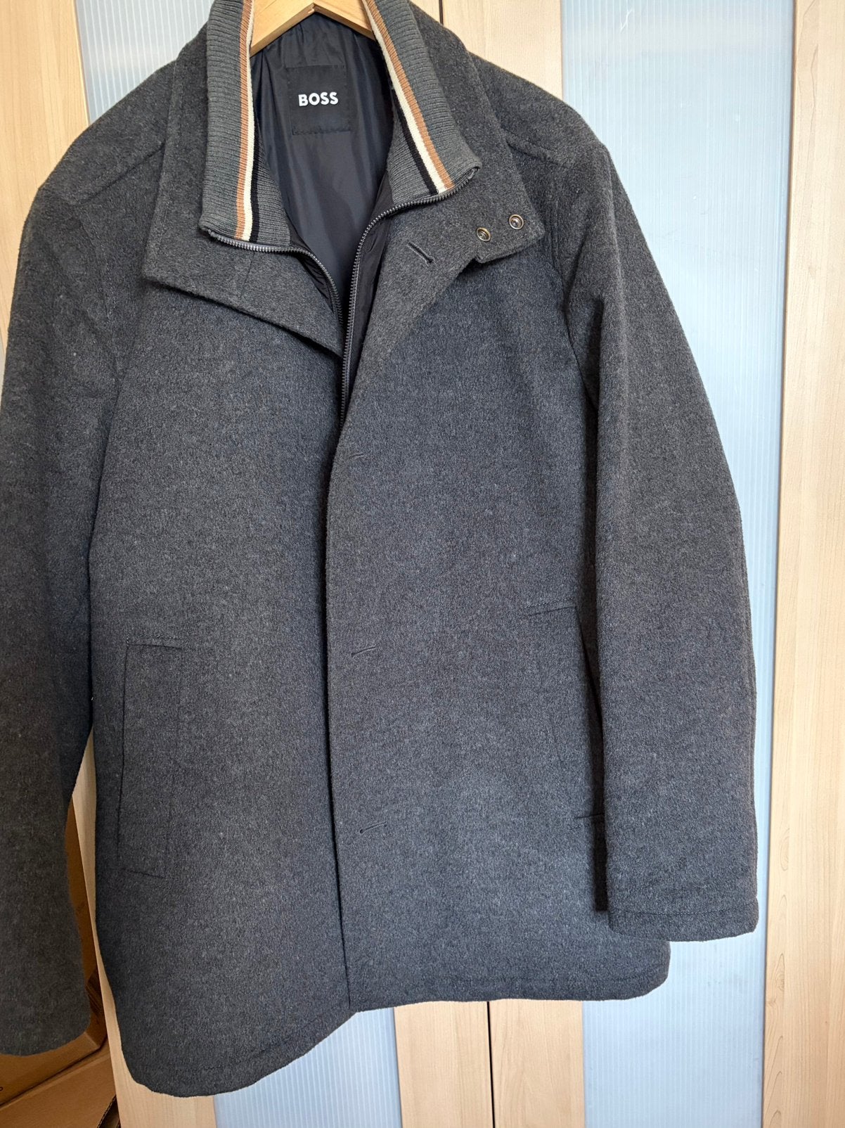 Grijze Boss mantel/overcoat maat 52 gedragen, Ophalen of Verzenden, Zo goed als nieuw, Maat 52/54 (L), Grijs