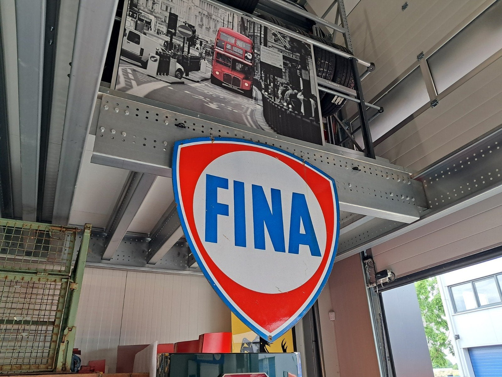 Emaille reclame Fina dubbelzijdig jaren 50 Vitracier Neuhaus, Verzamelen, Merken en Reclamevoorwerpen, Ophalen, Reclamebord, Eu