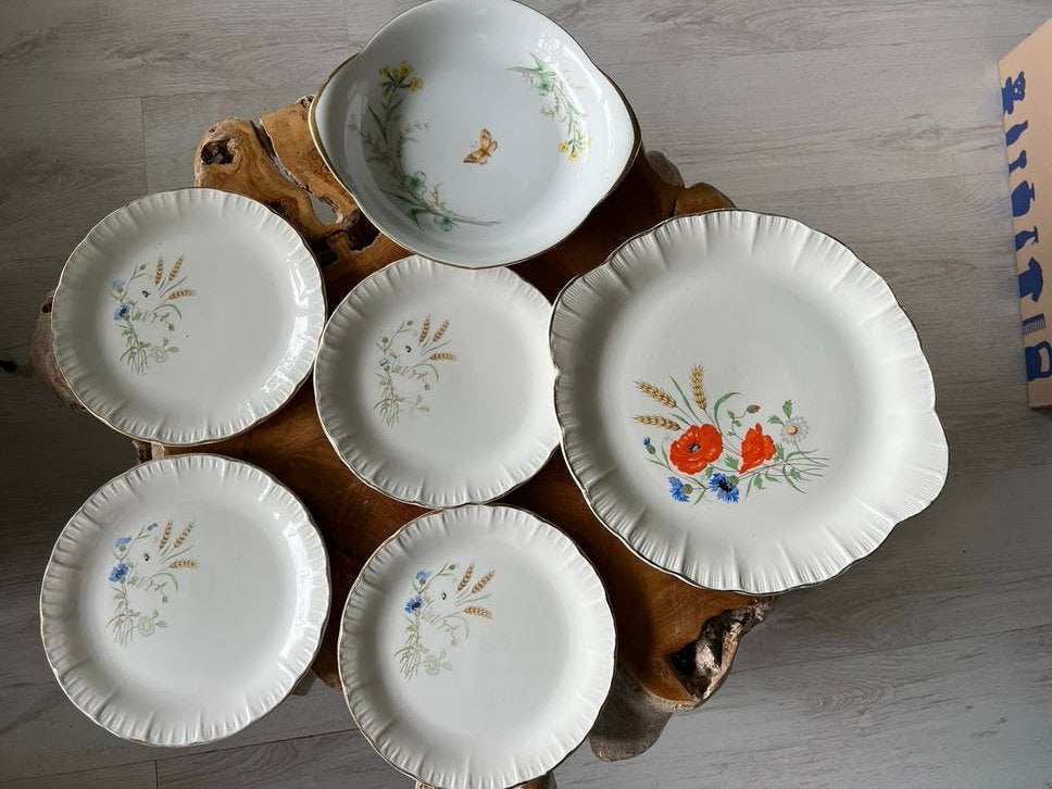 Vintage borden en schalen met bloemmotief, Ophalen of Verzenden