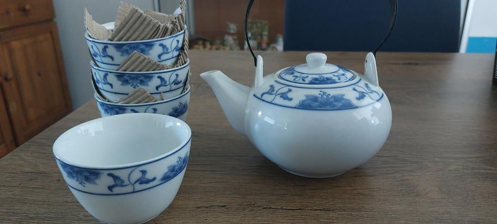 Ernesto Vitasia Edition porseleinen theepot + 4 schaaltjes -, Overige typen, Nieuw, Ophalen of Verzenden, Overige stijlen