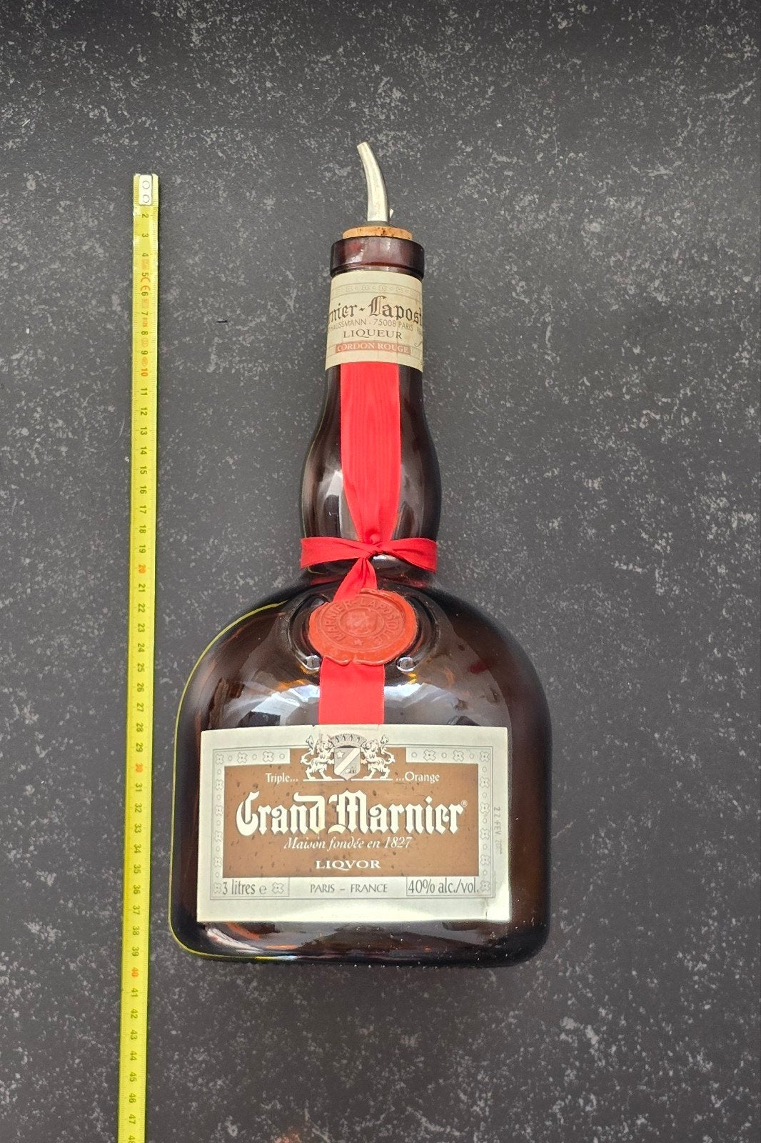 Zeldzame XXL Grand Marnier Cordon Rouge display fles - 3L, Huis en Inrichting, Ophalen of Verzenden, Rood, Glas