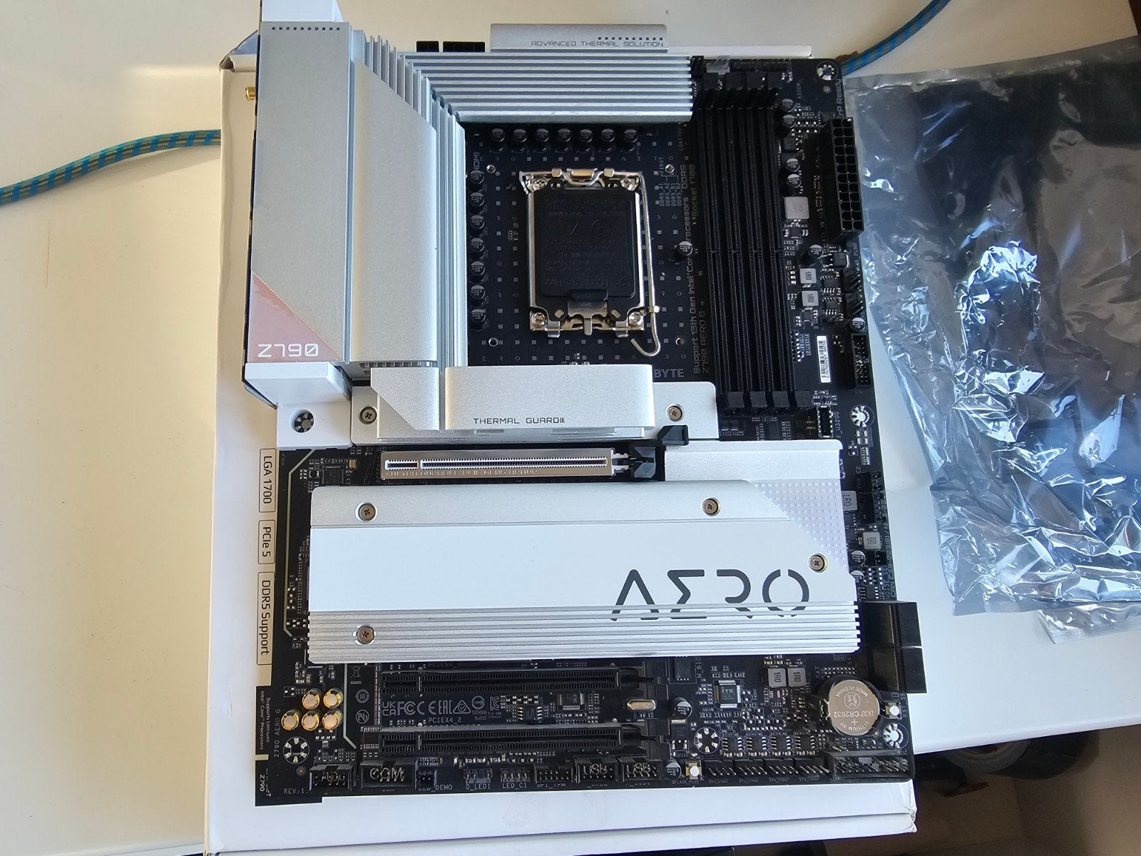 Gigabyte Z790 AERO G Moederbord - Nieuwstaat, LGA 1700, Ophalen of Verzenden, Zo goed als nieuw, ATX