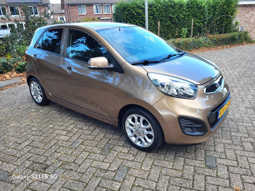 Kia Picanto 1.0 CVVT Plus Pack 5-Drs. bj.2012  Airco / APK, Voorwielaandrijving, Zwart, Bruin, 400 kg