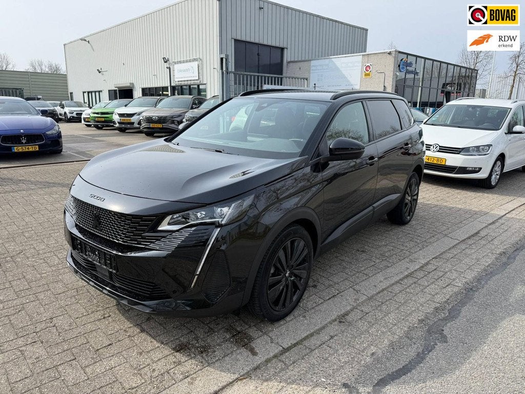Peugeot 5008 1.2 PureTech GT Black Pack, Navi, NAP, 7 Pers, Gebruikt, 1199 cc, Zwart, Origineel Nederlands