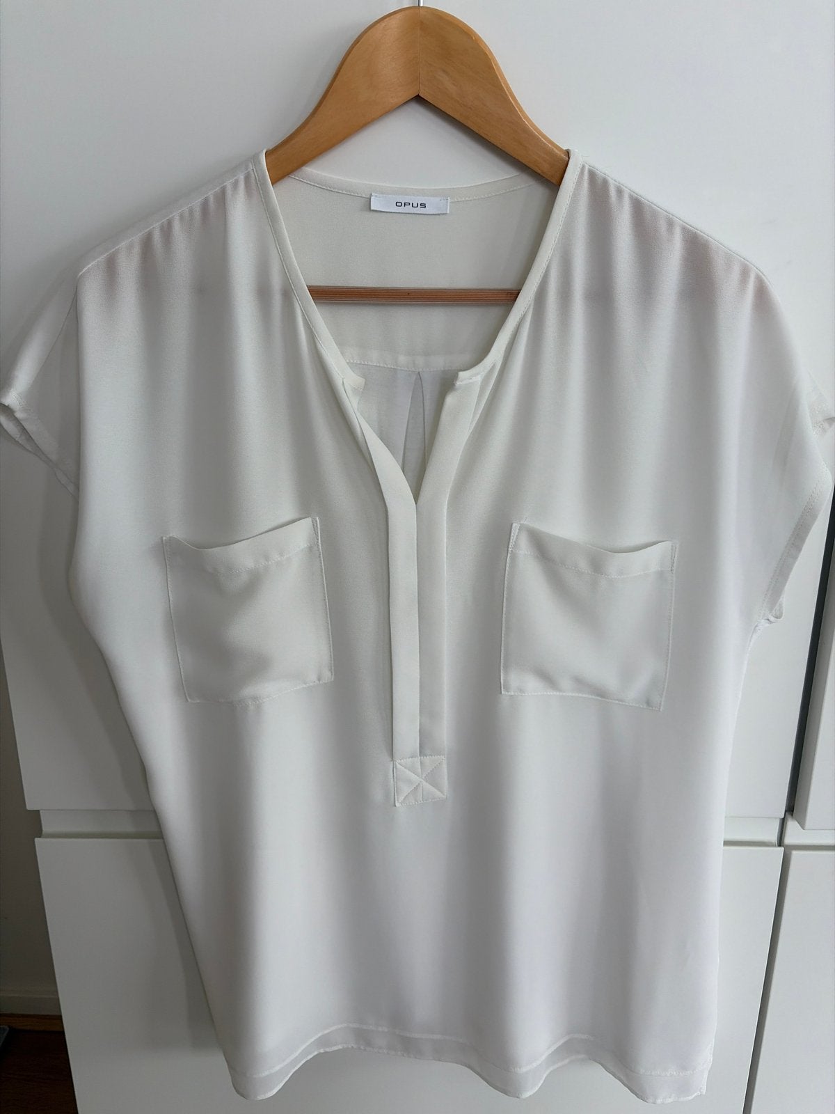 Opus Crème Witte Shirt Blouse - Oksel 52 cm, Lengte 70 cm, Ophalen of Verzenden, Gedragen, Maat 38/40 (M), Wit