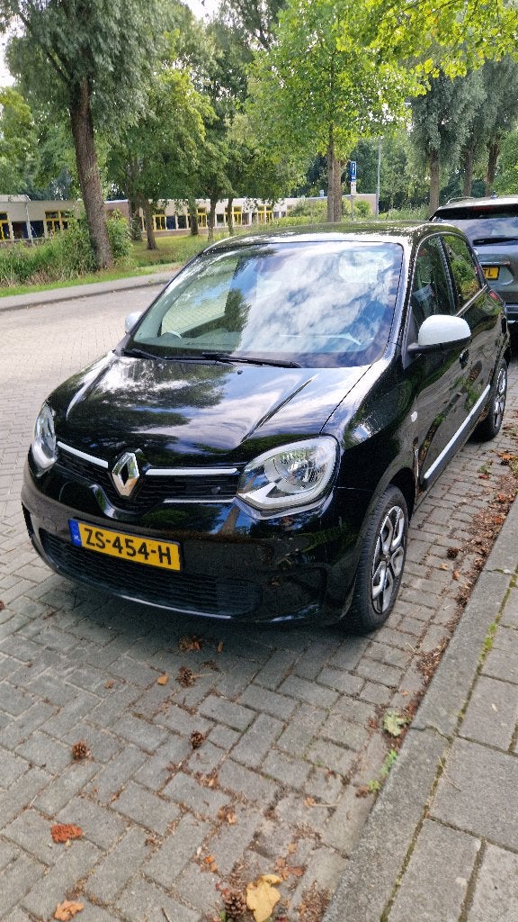 Renault Twingo 1.0 SCe 75pk 2019 Zwart, Auto's, Voorwielaandrijving, Dealer onderhouden, 4 stoelen, Zwart