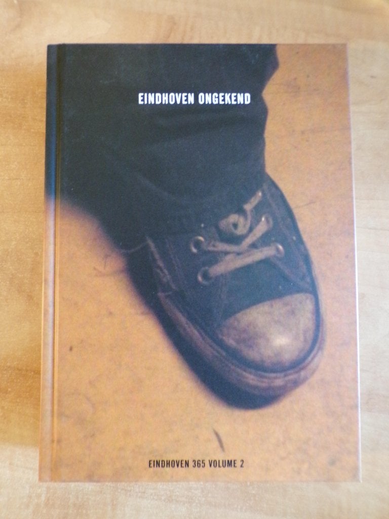 Eindhoven ongekend - fotoboek Eindhovense portretten, Ophalen of Verzenden, Zo goed als nieuw, Overige onderwerpen
