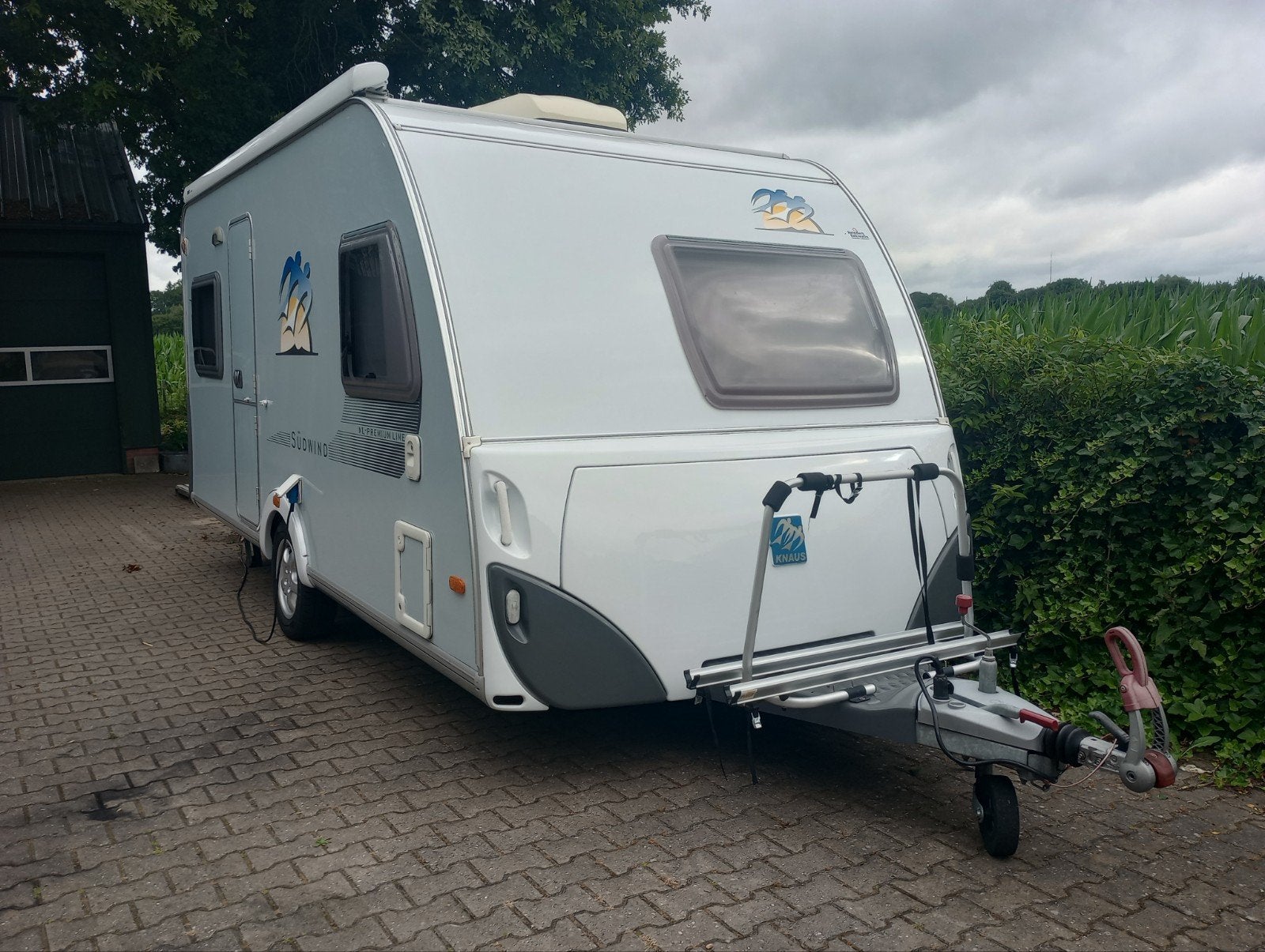 Knaus Sudwind Special 450 FU MOVER/AIRCO/THULE luifel, Rondzit, Frans bed, Particulier, 4 tot 5 meter