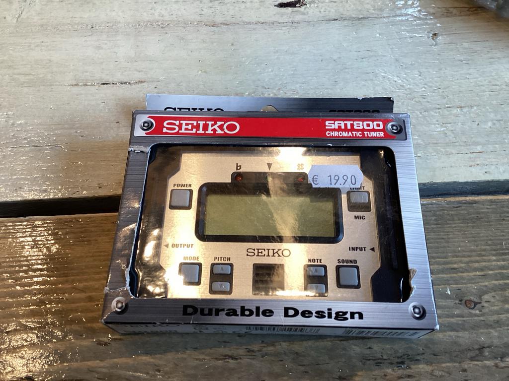 Seiko SAT800 Chromatische Tuner - Nieuw in doos, Ophalen of Verzenden, Nieuw, Overige instrumenten