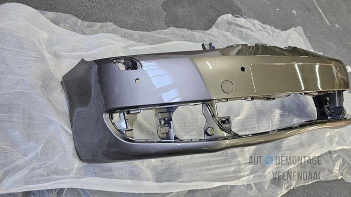 Voorbumper van een Volkswagen Golf Plus, Auto-onderdelen, -, Volkswagen, -, Nieuw