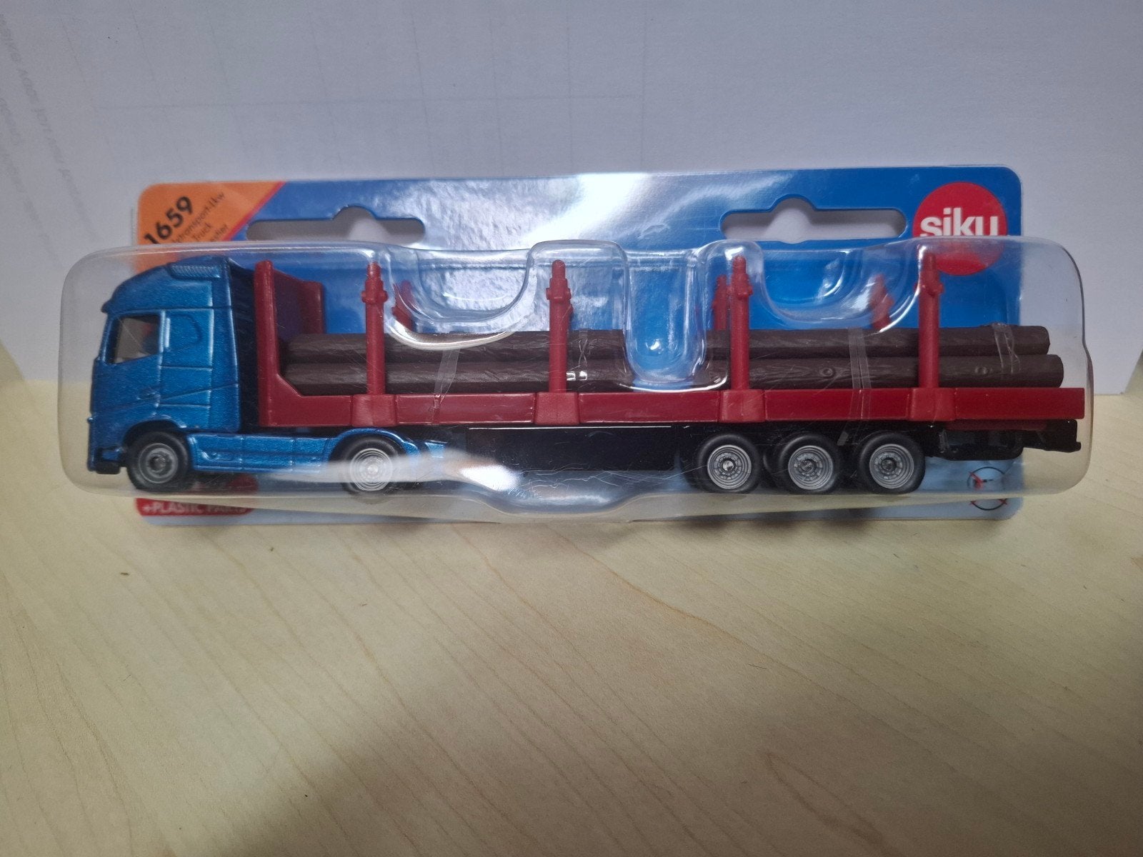 Siku 1659 Vrachtwagen met houtblokken, Ophalen of Verzenden, Nieuw, Bus of Vrachtwagen, SIKU