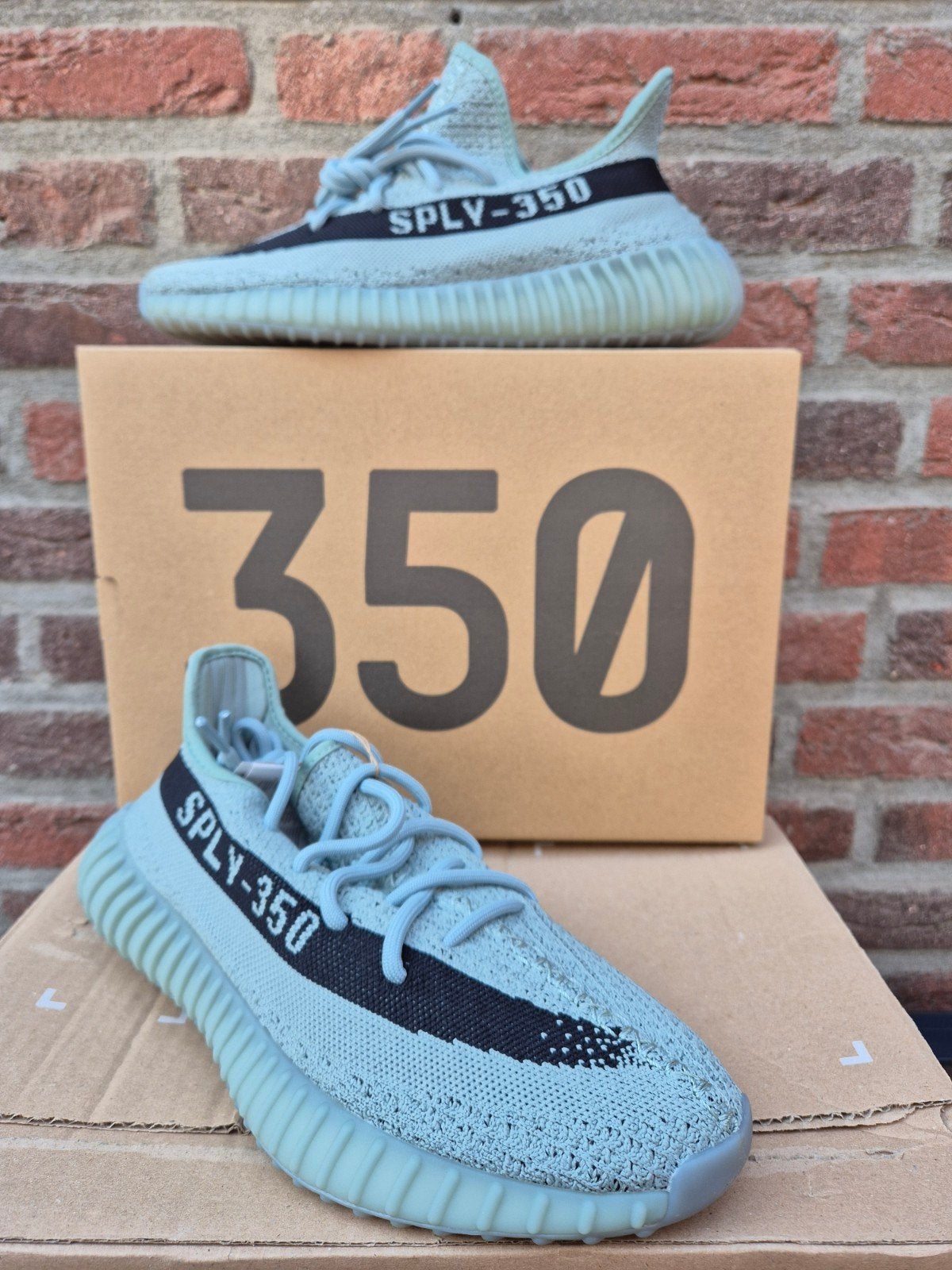 YEEZY BOOST 350 V2 "SALT" (2022) - maat 42 - nieuw in doos!, Overige kleuren, Nieuw, Ophalen of Verzenden, Sneakers of Gympen