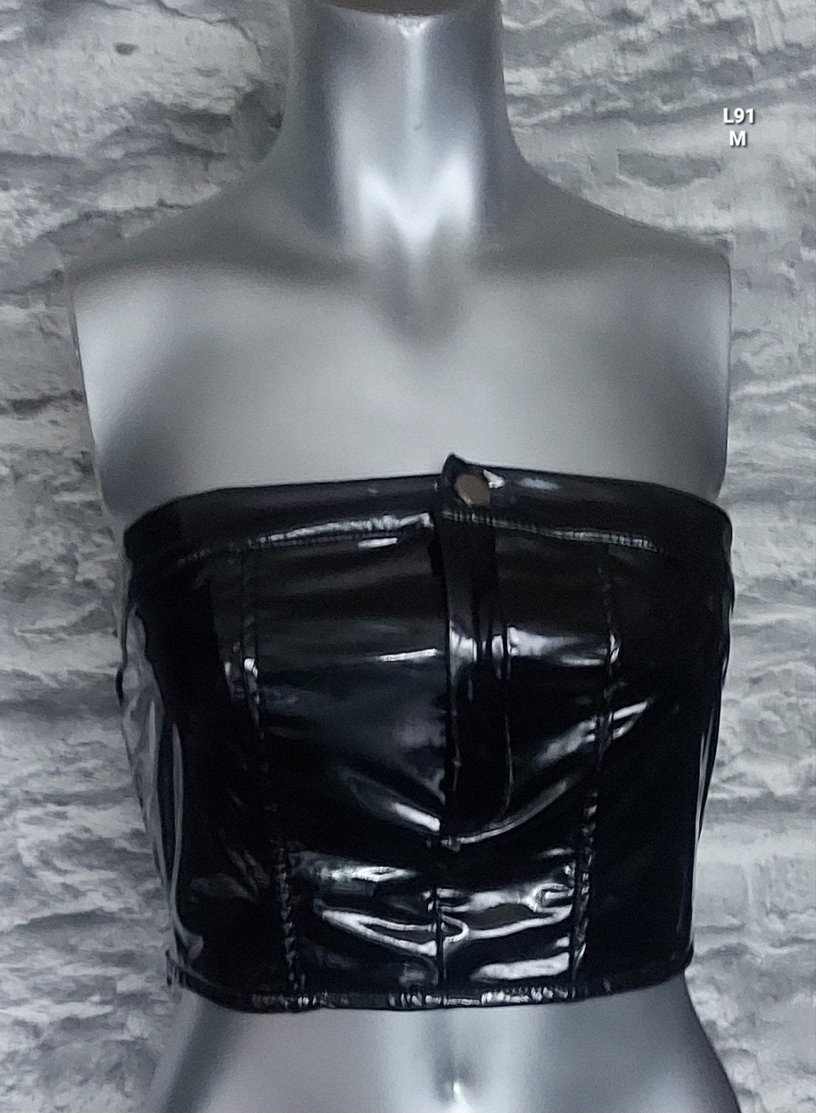 Kinky Zwarte lak strapless top maat M, Maat 38/40 (M), Zwart, Ophalen of Verzenden, Zo goed als nieuw
