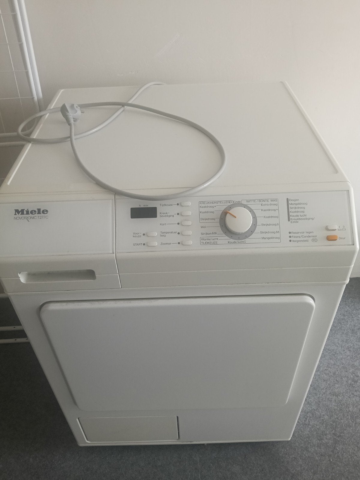 Miele Novotronic T277C Condensdroger, Ophalen, 6 tot 8 kg, Gebruikt, Anti-kreukfase