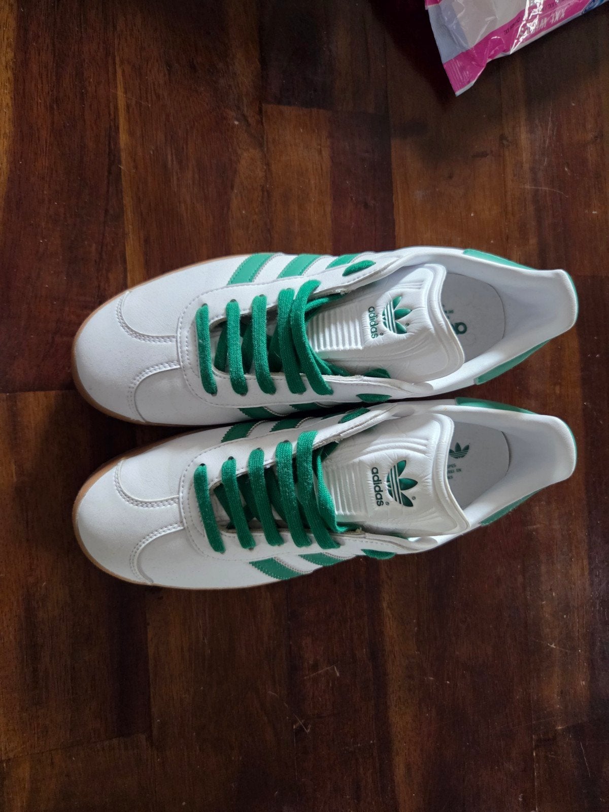 Adidas Gazelle sneakers wit met groene strepen, maat 42, Ophalen of Verzenden, Nieuw, Wit