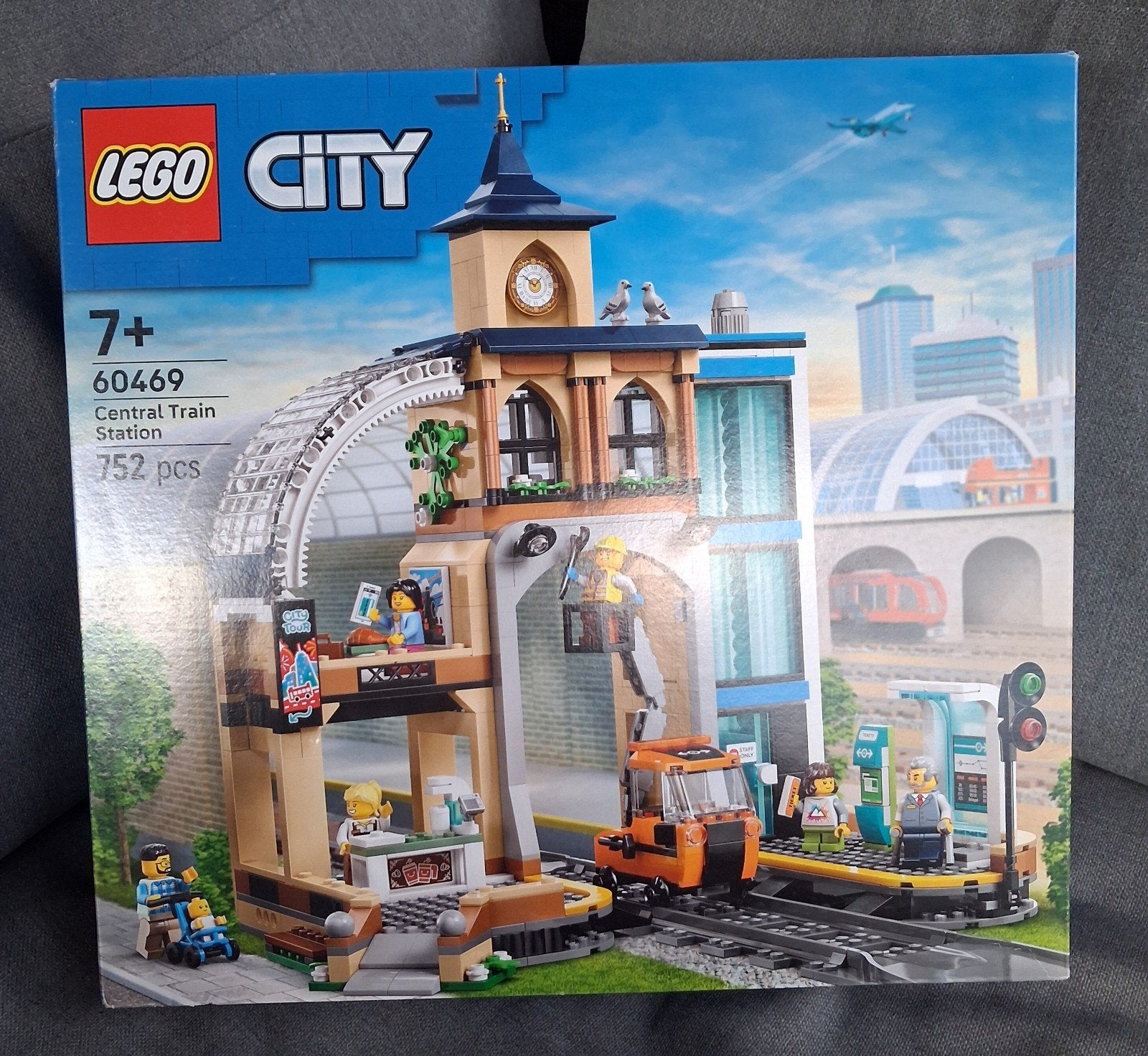 LEGO City 60469 Centraal Treinstation - Nieuw en Verzegeld, Ophalen of Verzenden, Nieuw