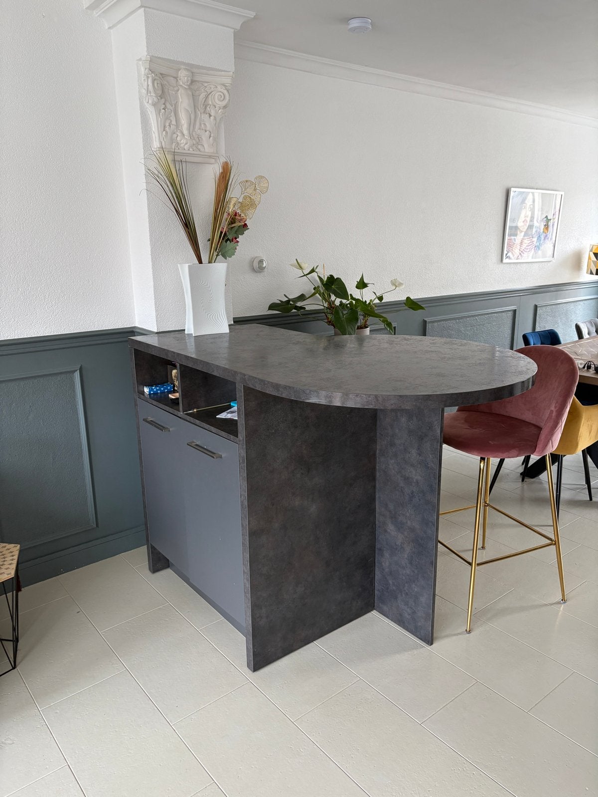 Moderne bar met opbergruimte, Ophalen, Zo goed als nieuw