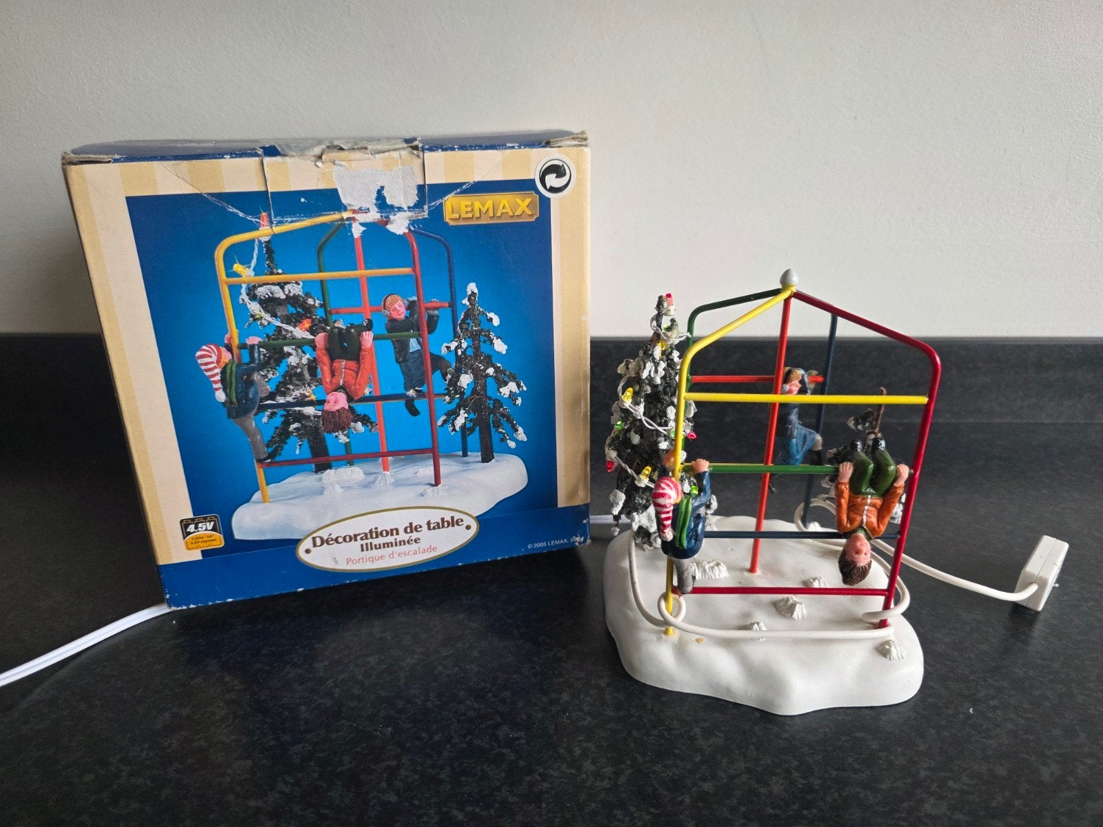 Lemax Retired jungle gym kerstdorp figuur met verlichting, Diversen, Ophalen, Gebruikt
