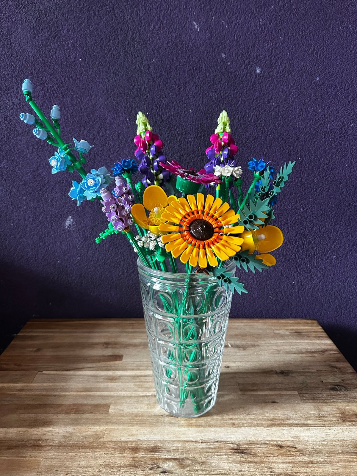 Lego Icons 10313 Wildflower Bouquet - Zo goed als nieuw, Kinderen en Baby's, Lego, Ophalen of Verzenden, Zo goed als nieuw, Compleet