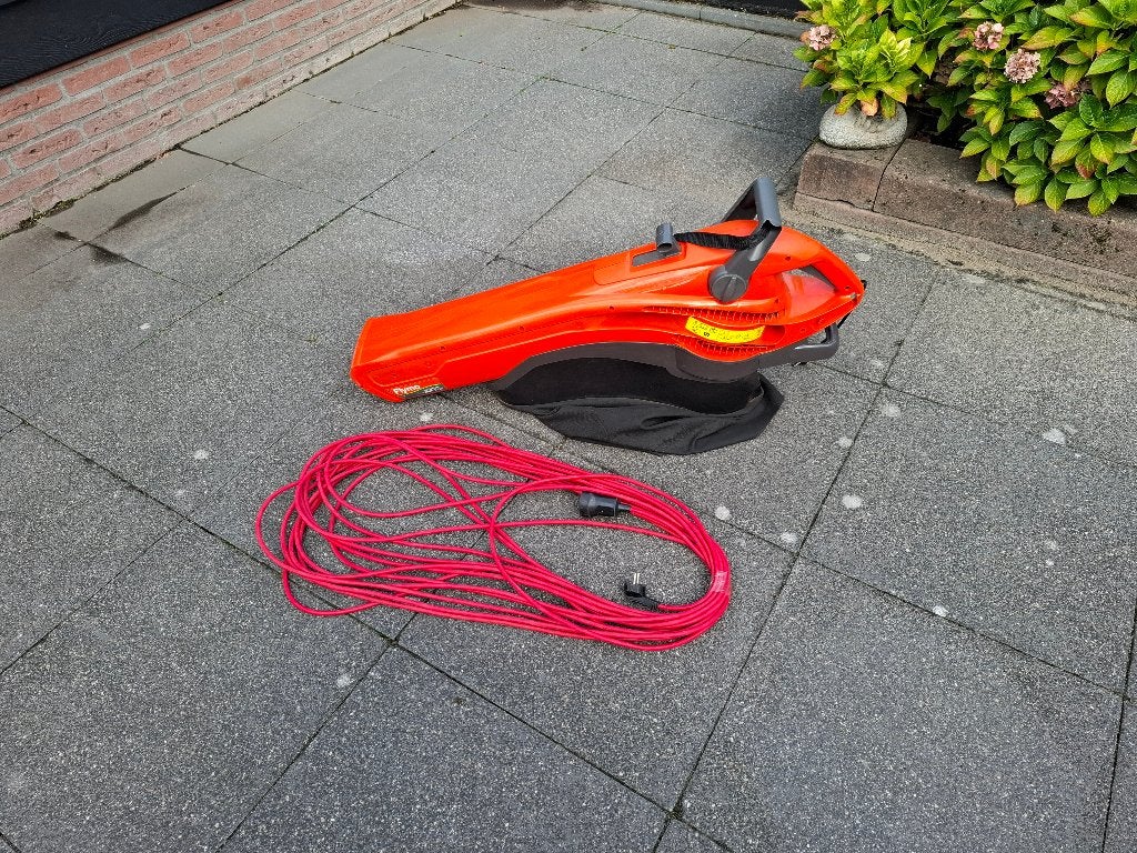 Bladblazer, Ophalen, Gebruikt, Met opvangzak, Handgedragen