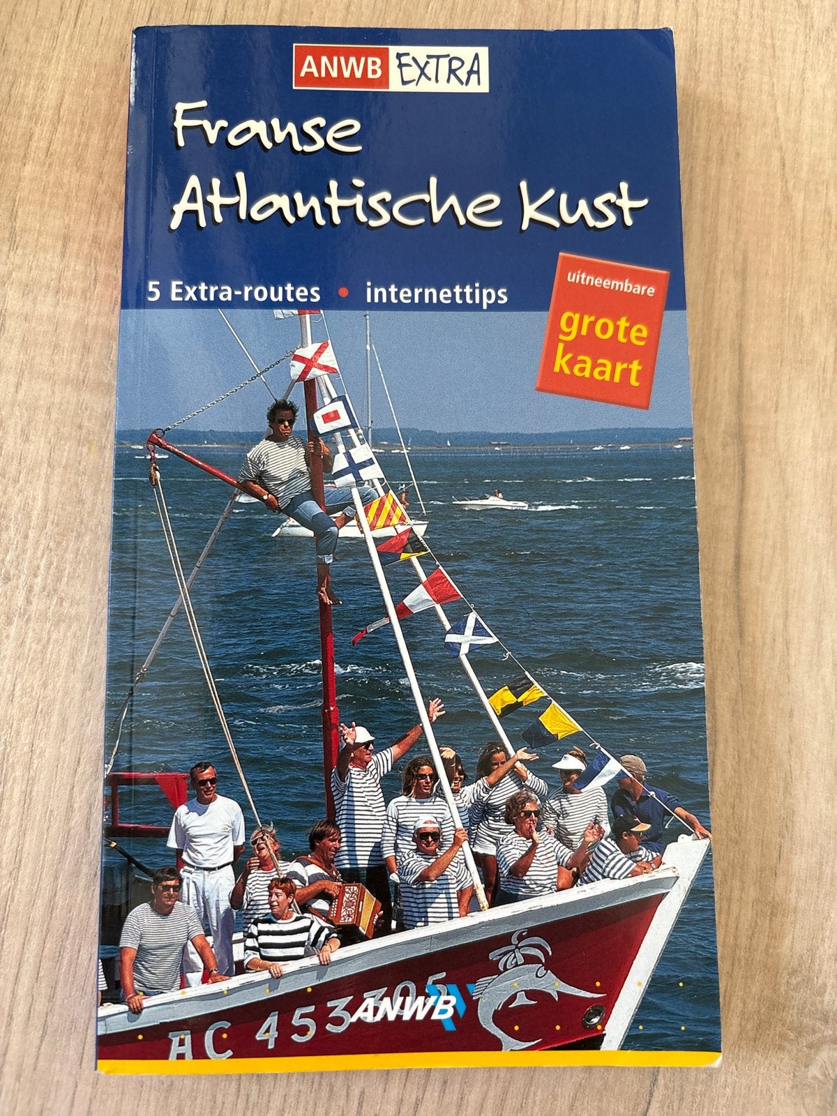ANWB Extra Reisgids Franse Atlantische Kust, Boeken, Europa, Ophalen of Verzenden, Zo goed als nieuw, Reisgids of -boek