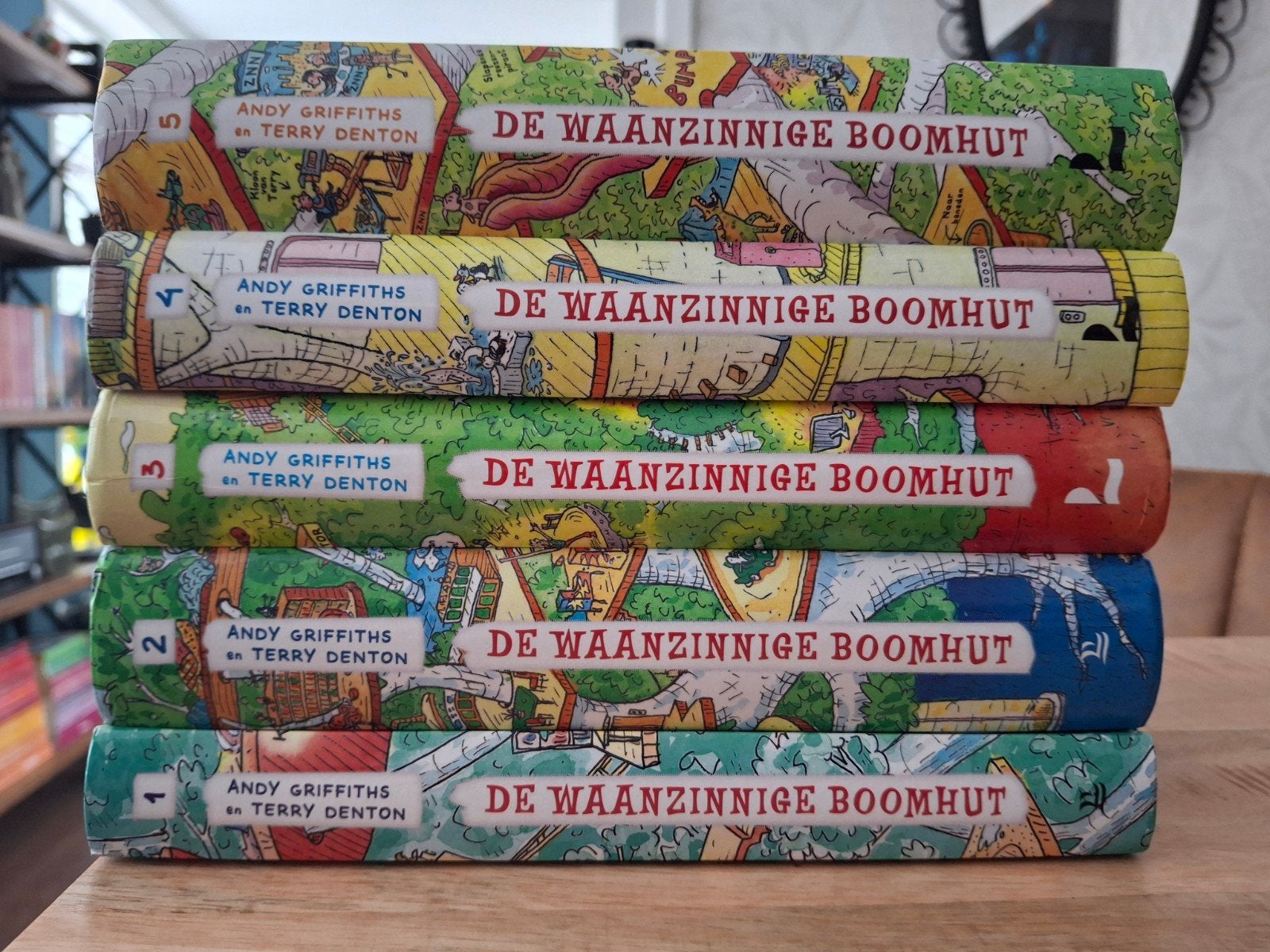 De Waanzinnige boomhut, Ophalen of Verzenden, Zo goed als nieuw, Fictie algemeen