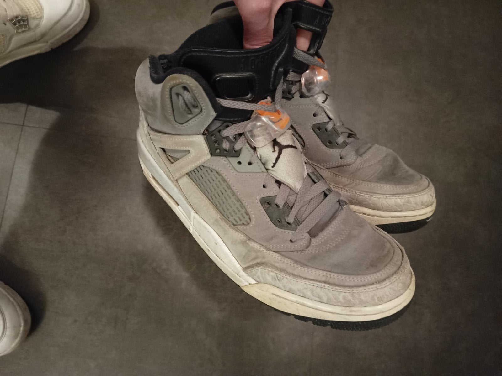 Gedragen Jordan Spizike Grey - Maat 44, Kleding | Heren, Schoenen, Overige kleuren, Verzenden, Air Jordan, Sneakers of Gympen