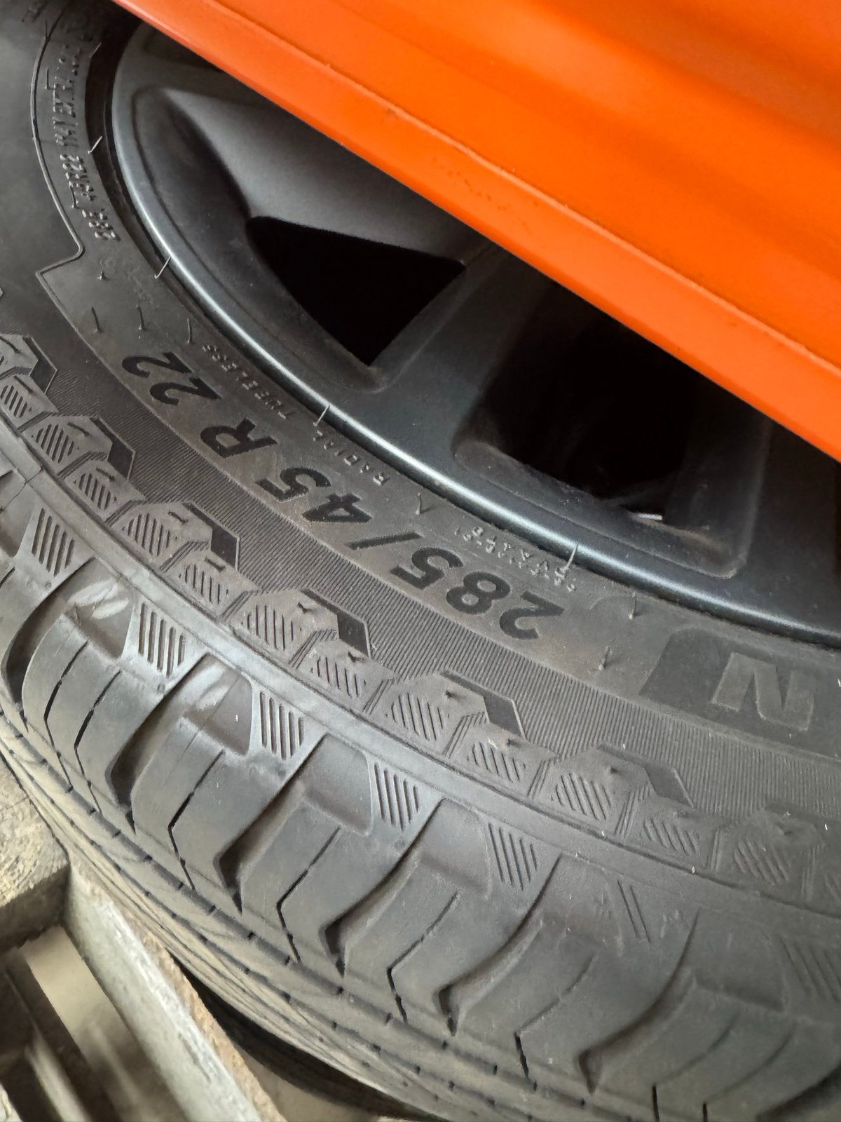 Range Rover sport 22 inch, Auto-onderdelen, Ophalen, Gebruikt, 285 mm, Banden en Velgen