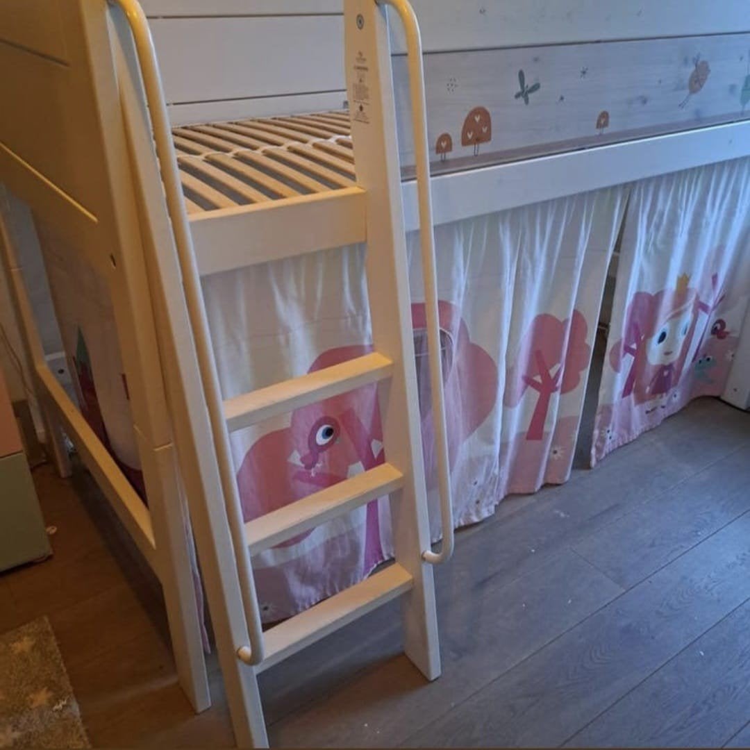 zgan life time kidsrooms halfhoogslaper lifetime bed, Kinderen en Baby's, Kinderkamer | Stapelbedden en Hoogslapers, Ophalen, Zo goed als nieuw