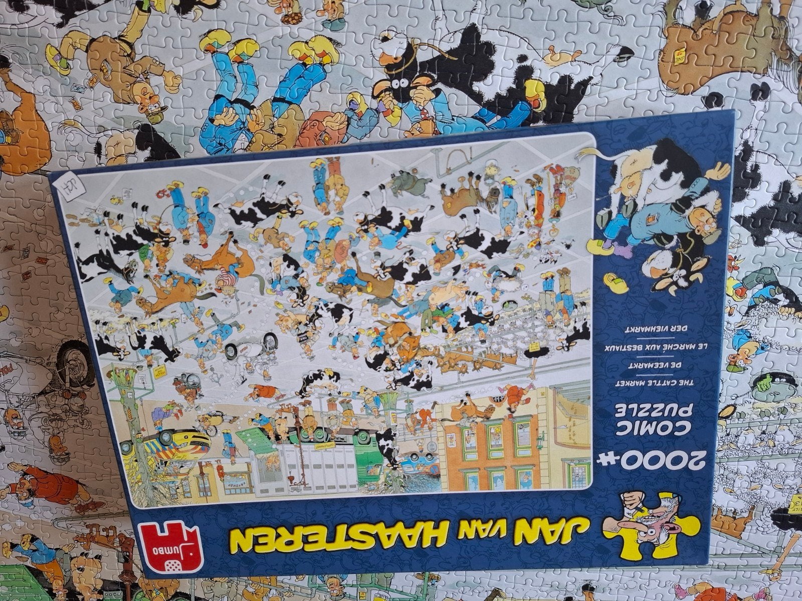 Jan van Haasteren Comic Puzzle - De VeeMarkt (2000 stukjes), Ophalen of Verzenden, Zo goed als nieuw