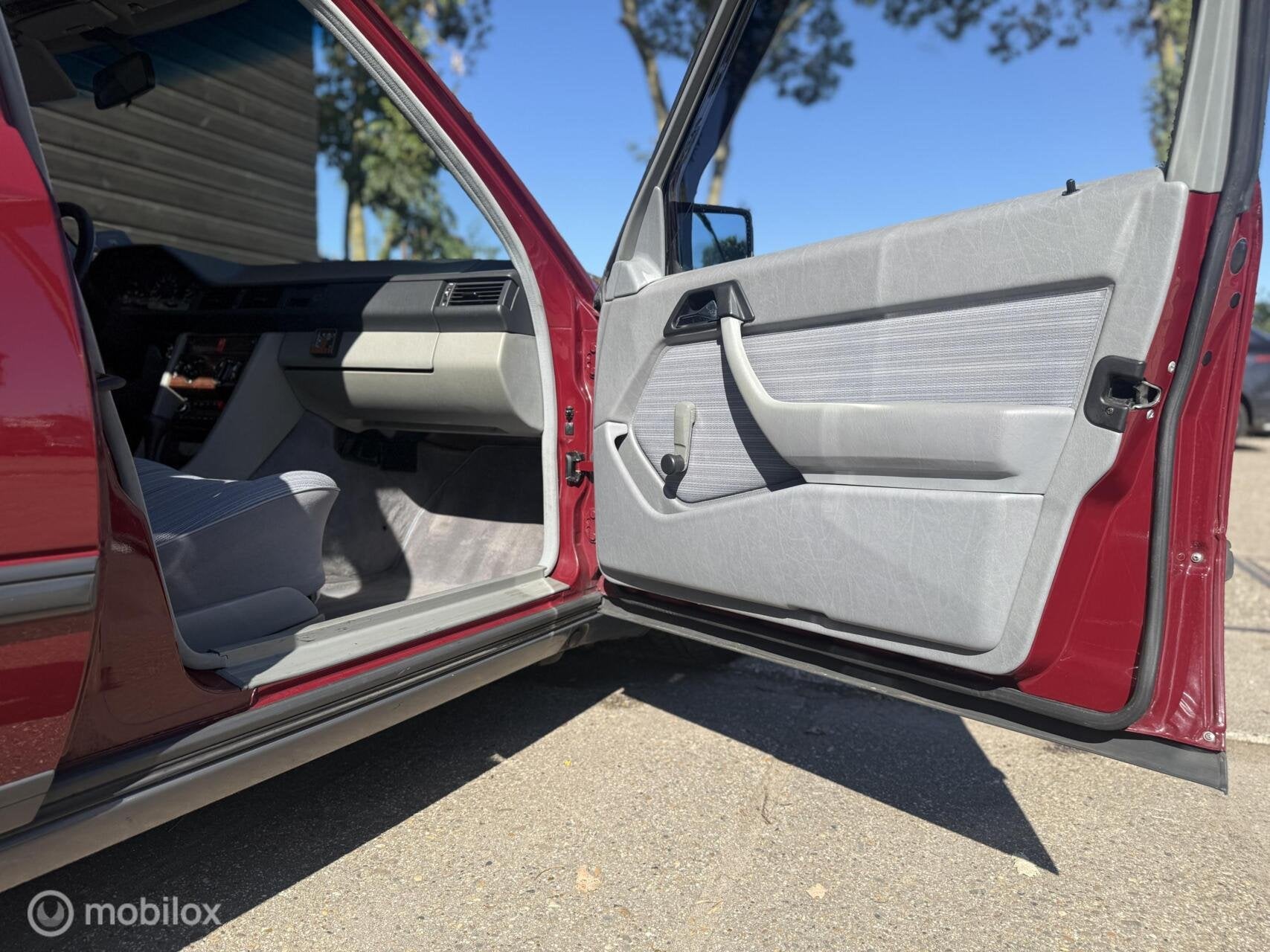Mercedes-Benz W124 300 D AUT OM606 in zeer nette staat, foto 10