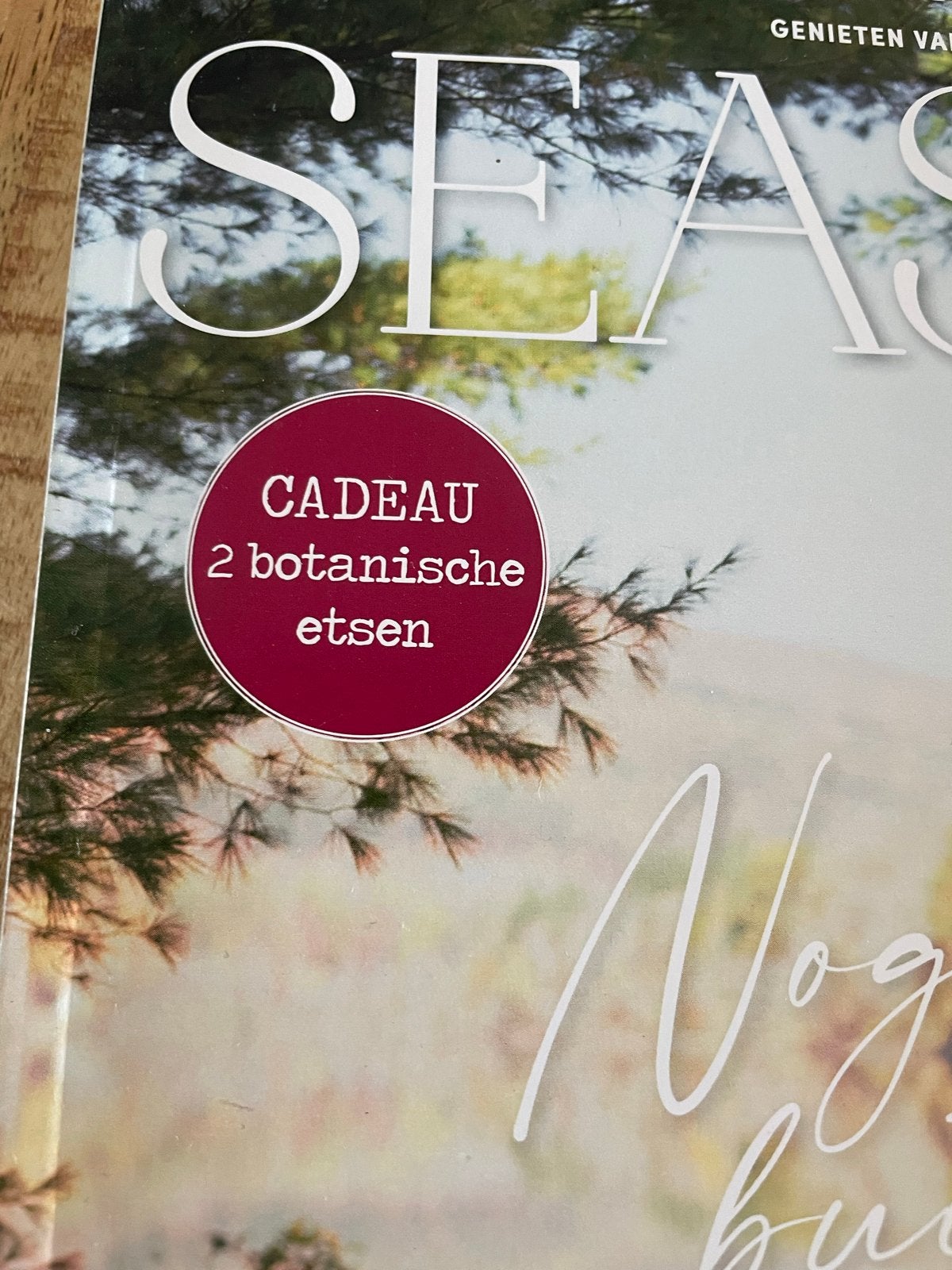 Seasons magazine compleet - 2 nummers, Ophalen of Verzenden, Gelezen, Overige typen