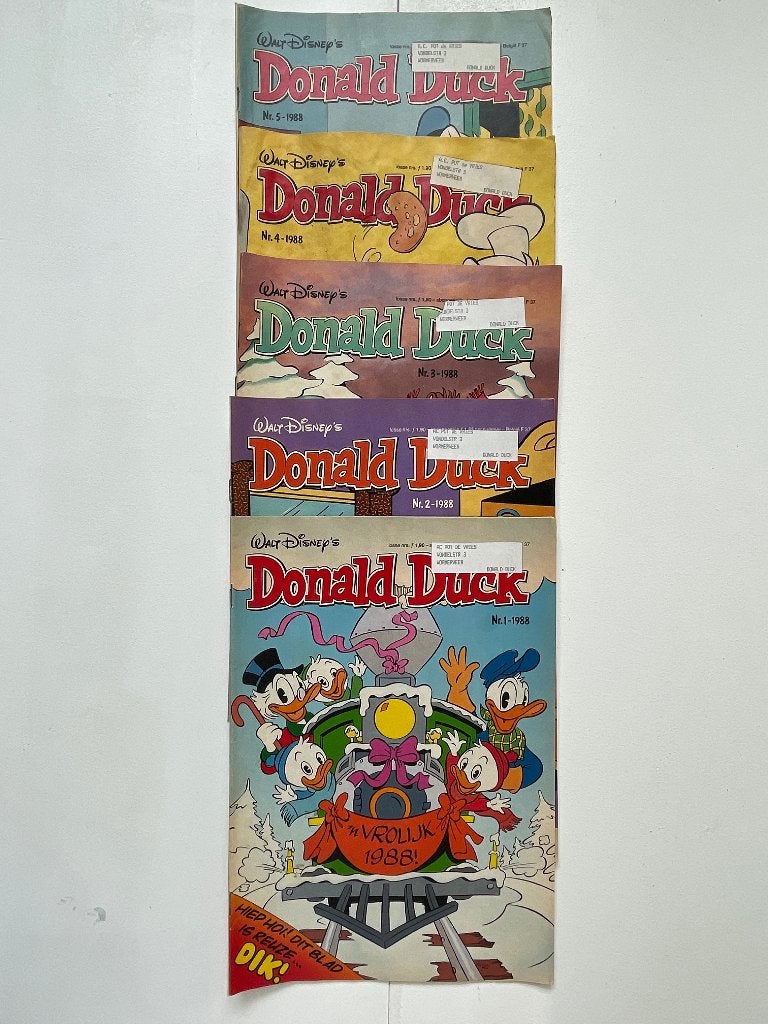 Donald Duck weekblad 1988 (5 stuks), Boeken, Gelezen, Walt Disney, Ophalen of Verzenden, Meerdere stripboeken