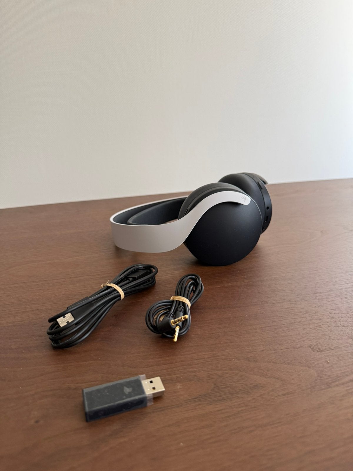 Sony PlayStation 5 PULSE 3D-Wireless Headset wit, Ophalen, Gaming headset, Zo goed als nieuw, Draadloos